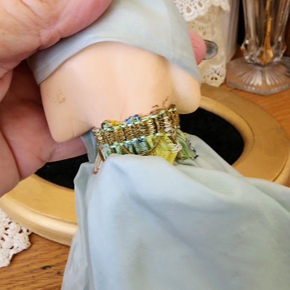 Antique Chalk Ware Art Deco Pin Cushion Doll - Picture 7 of 9